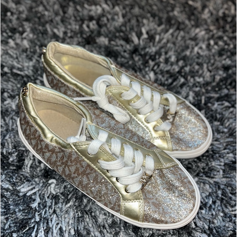 NWOT - Kids Michael KORS gold sneakers